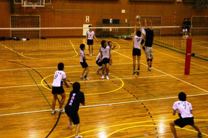 男子バレー部練習風景